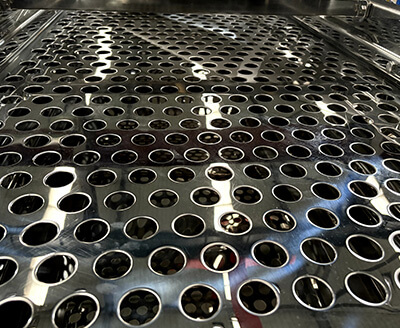 Punch plate vibrating screen mesh