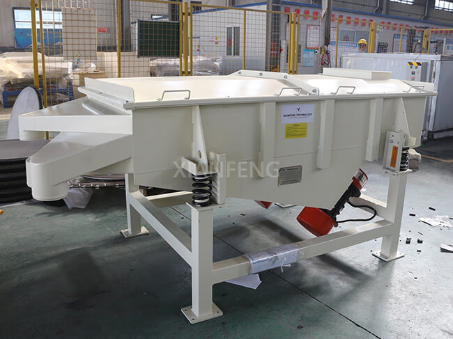 Linear Vibrating Screen - Carbon Steel Whole Machine Real Shot for Industrial Material Sieving