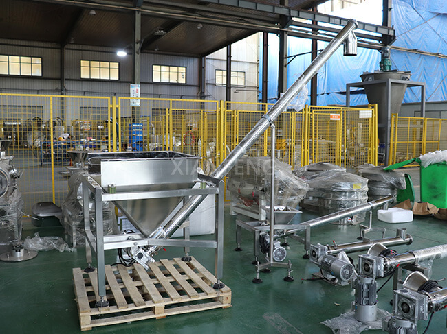 Workshop Real Photo of Screw Conveyor Set - Multiple Units for Large-Scale Horizontal/Vertical Material Conveying