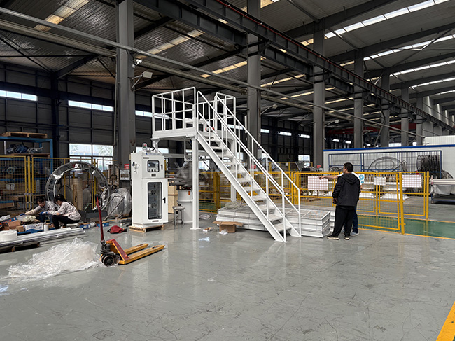 Inert Gas Protected Vibrating Screen Real Shot - Equipped with PLC Control for Automated Explosion-Proof Sieving