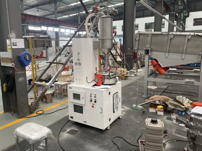 Metal powder vibrating screen